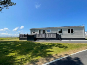 Holiday Home with Stunning Views